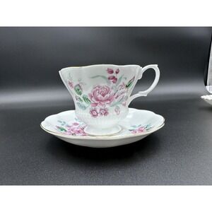 Royal Albert Tea Cup & Saucer ~ Pink Florals Green Leaves ~ Bone‎ China England